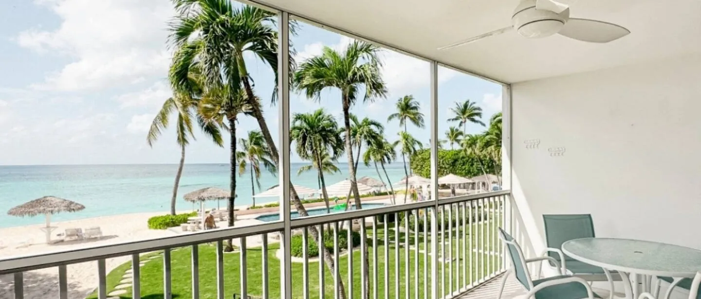 Aqua Bay Premium 7Mile Beach Family Unit — photo 10 of 34