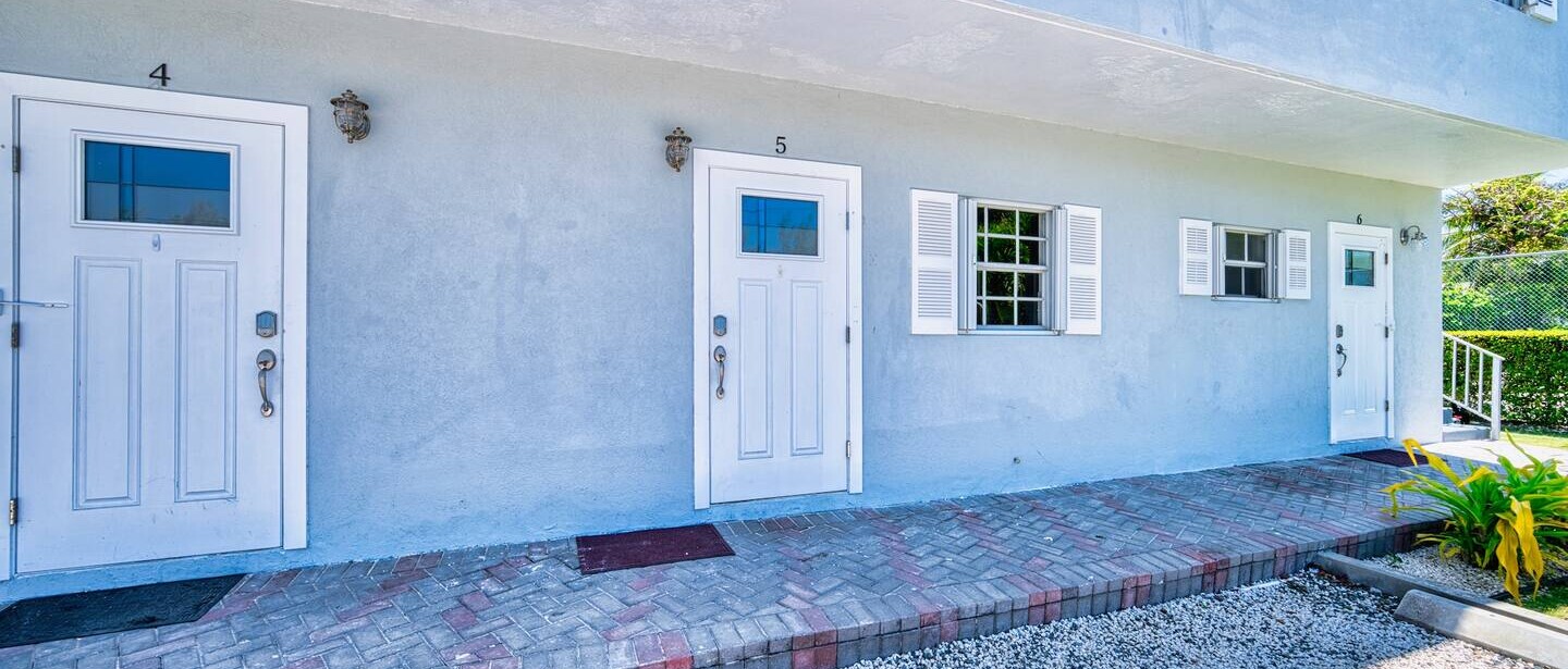 Beautiful Family Town Home, walk to beach, Sleep 6 — photo 21 of 27