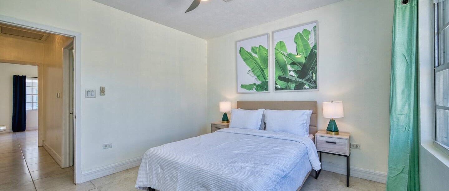 Beautiful Family Town Home, walk to beach, Sleep 6 — photo 20 of 27