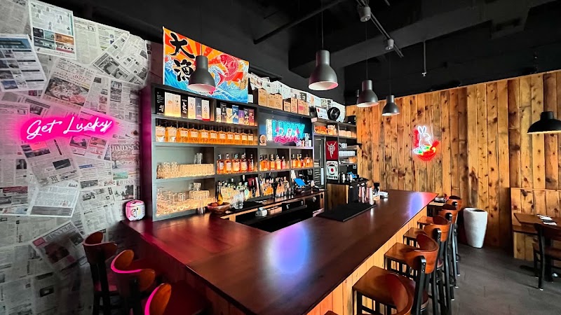 Lucky Rabbit Izakaya Bar & Restaurant, Grand Cayman